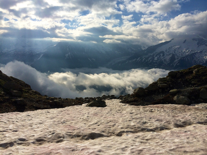 Lac Blanc - above the clouds which looked like waves