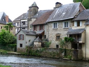 Houses in the village of Segur le Chateau