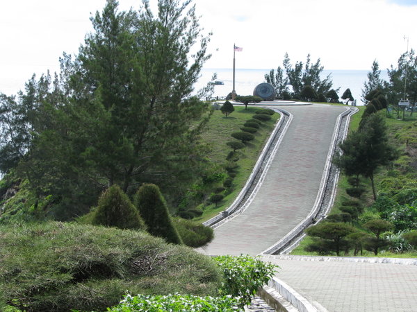 Tip of Borneo walkway