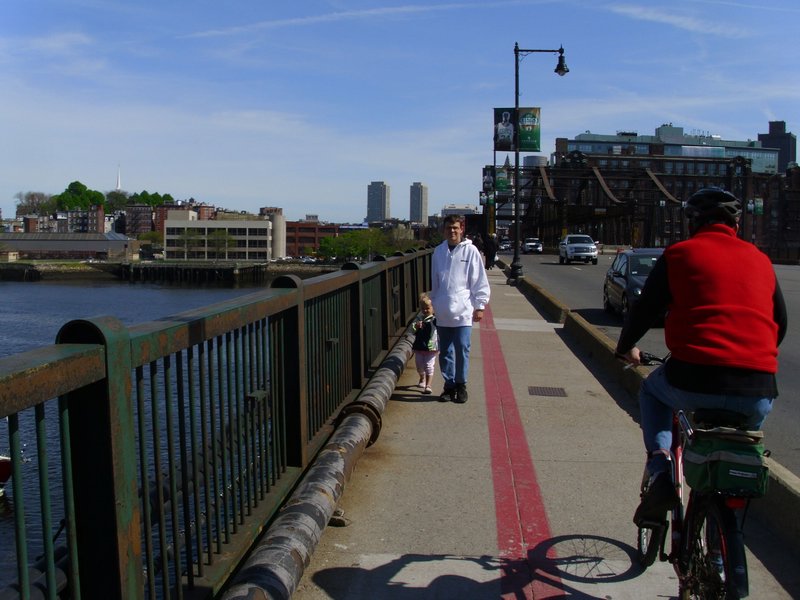 Walking the Freedom Trail over the Charles River