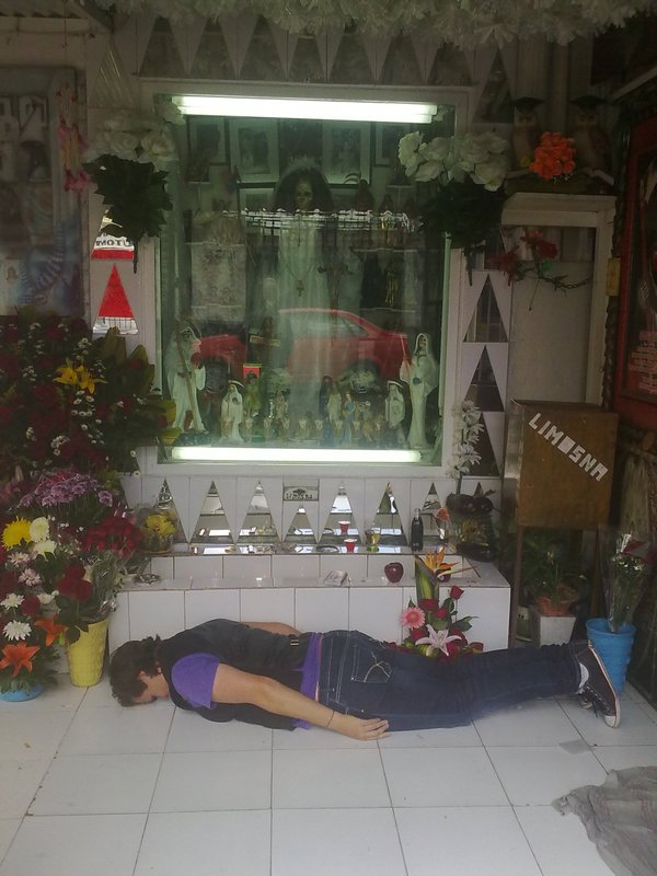 Planking the Santa Muerte