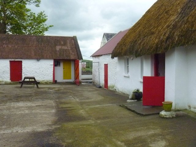 The Thatched house