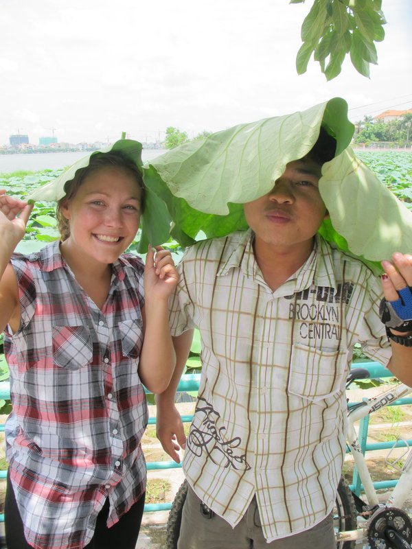 minh and kristin with leaf hats