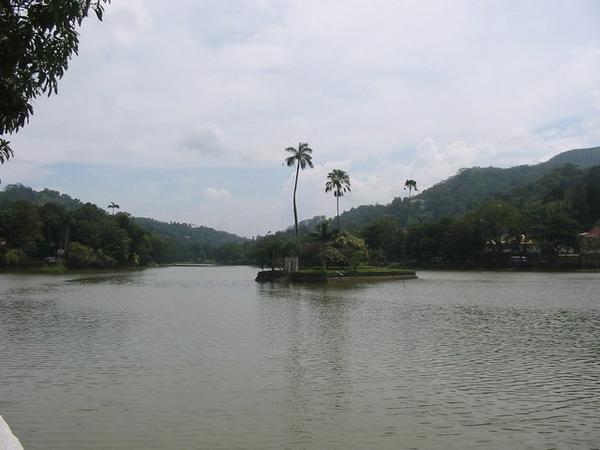 Island in the Kandy lake
