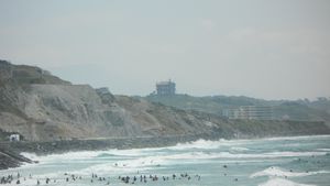 Biarritz other cove