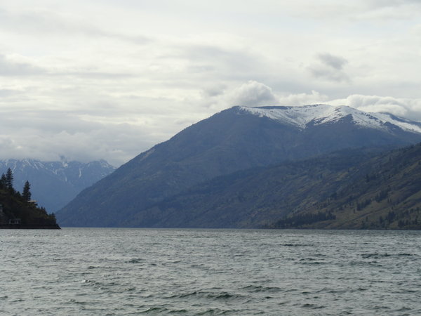 Lake Chelan Mountains