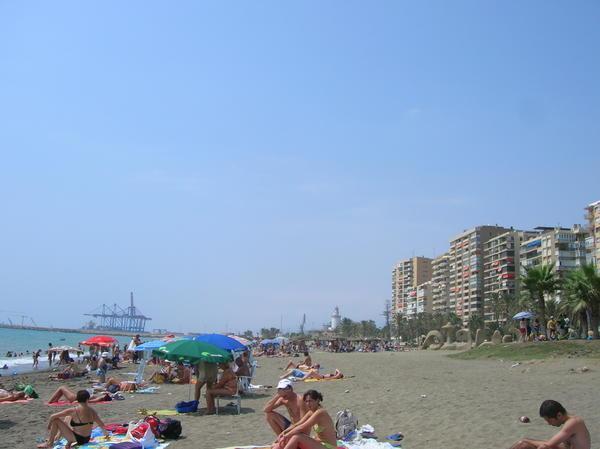 Malaga Beach-tres