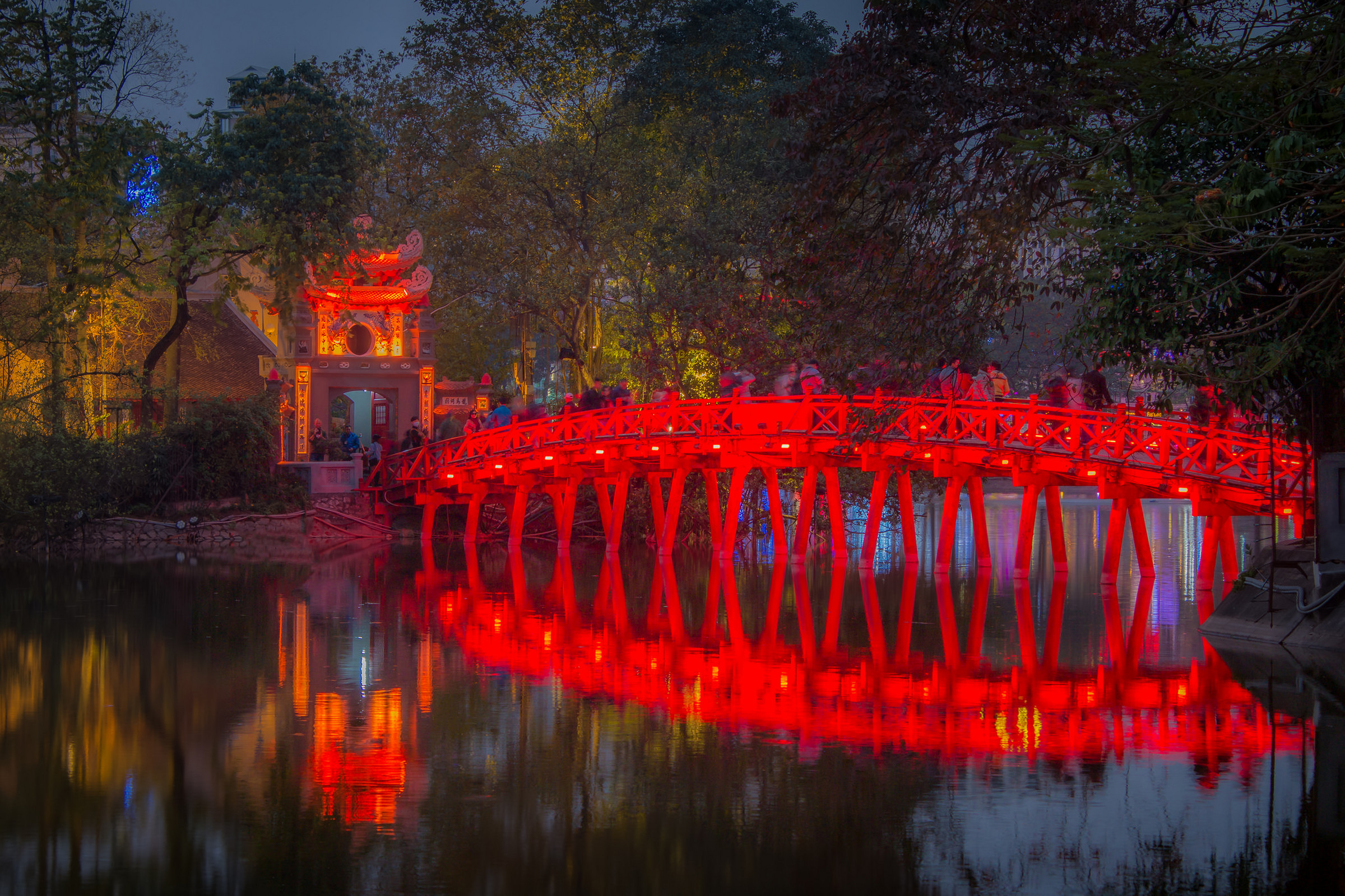 Hoan Kiem Lake | Photo