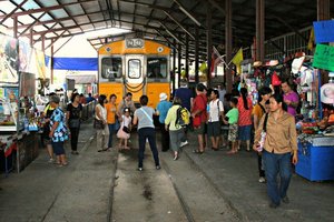 Samut Songkram Train Station