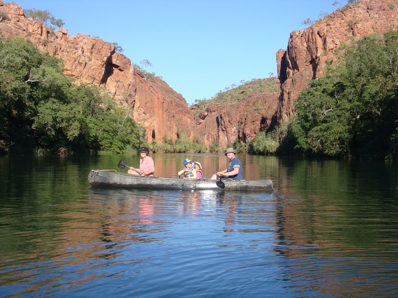 Canoeing in Lawn Hill Gorge