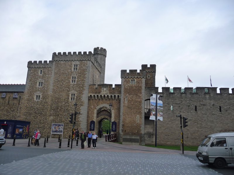 Castell Cardiff