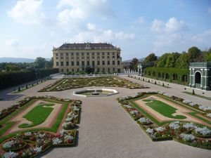 Yet another view of Schönbrunn Palace