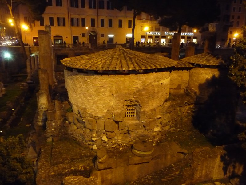 Random Ruins in Rome