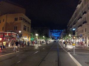 Walking the streets of Nice
