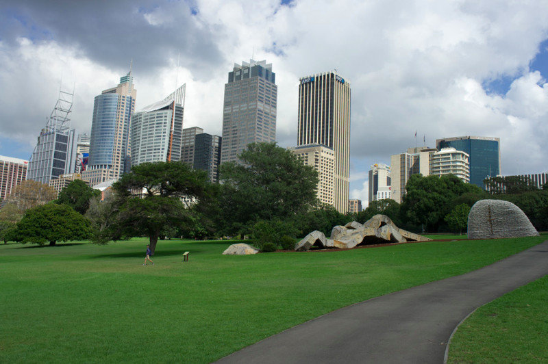 Sydney botanical park and skyline