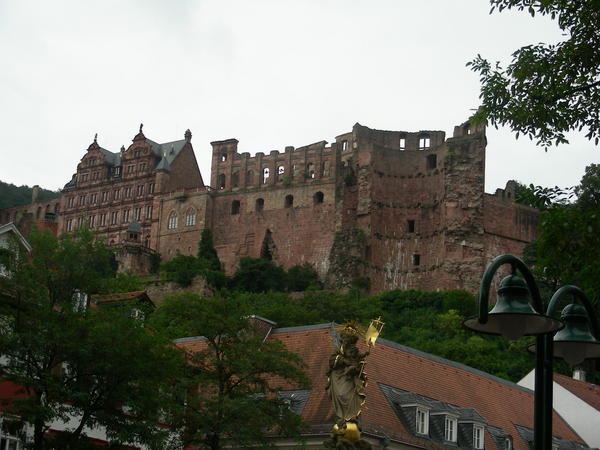 H-berg castle