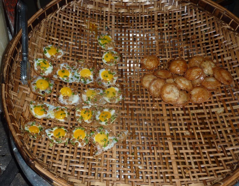 Street Food - Fried Quails Eggs in Lentil Cups