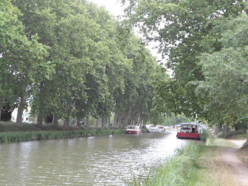 Canal du Midi with boats 