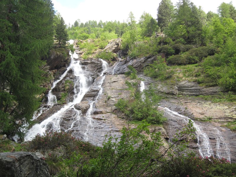 The ant invested waterfall in Grand Paradiso