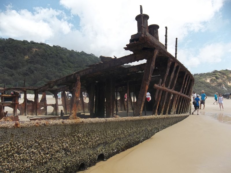 Giant Shipwreck Thing