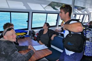 Dive briefing at Calypso