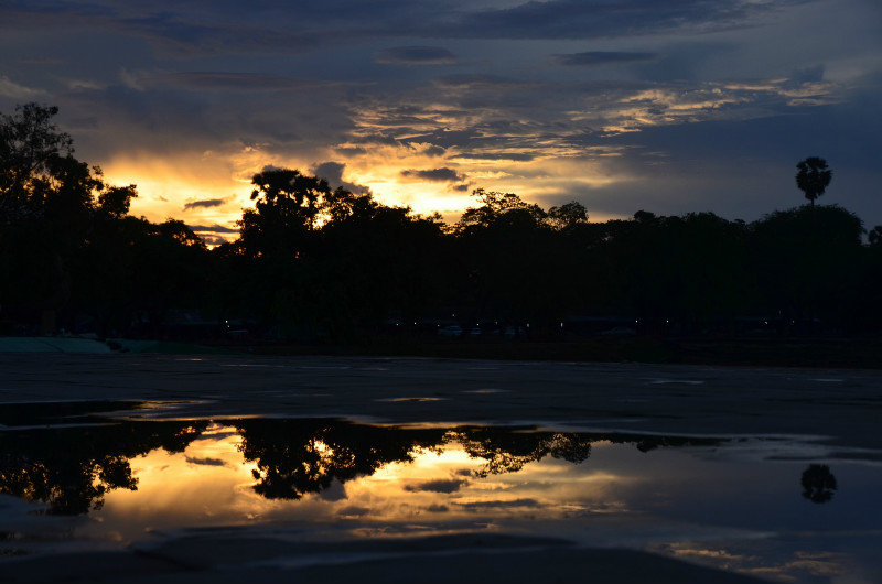 10.- Sunset at Angkor