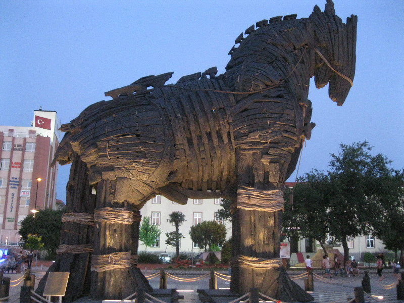 wooden horse from the movie
