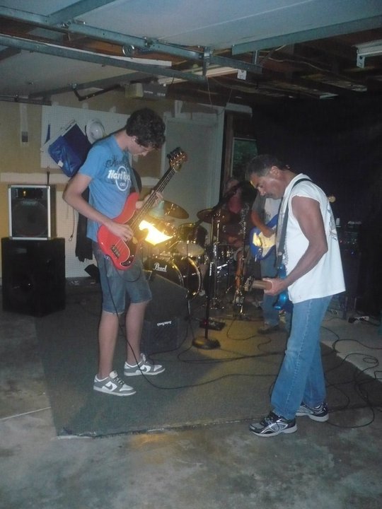 Random Garage Band...