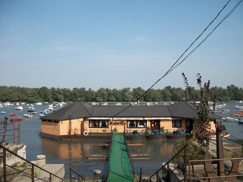 restaurant barge