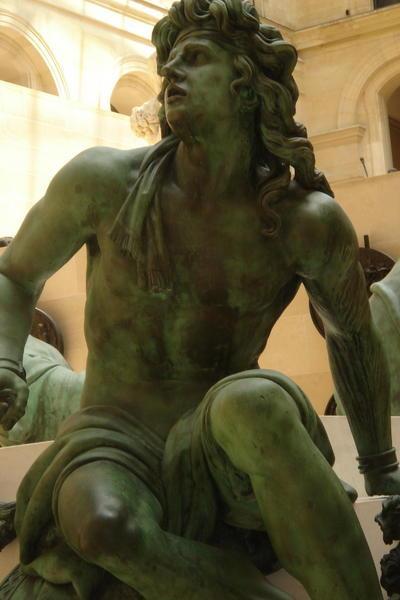 "Four Captives" statue at du Louvre 
