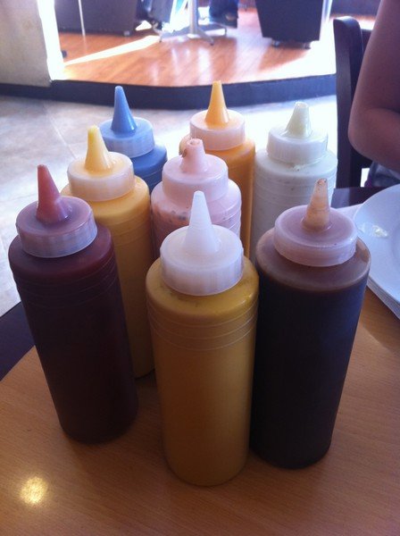 8 different sauces for your burger.