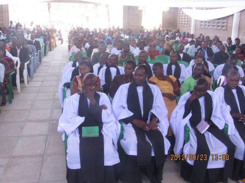Ordination Crowd