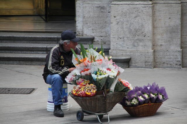 Flower seller in Buenos Aires