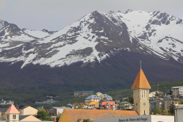 The pretty town of Ushuaia