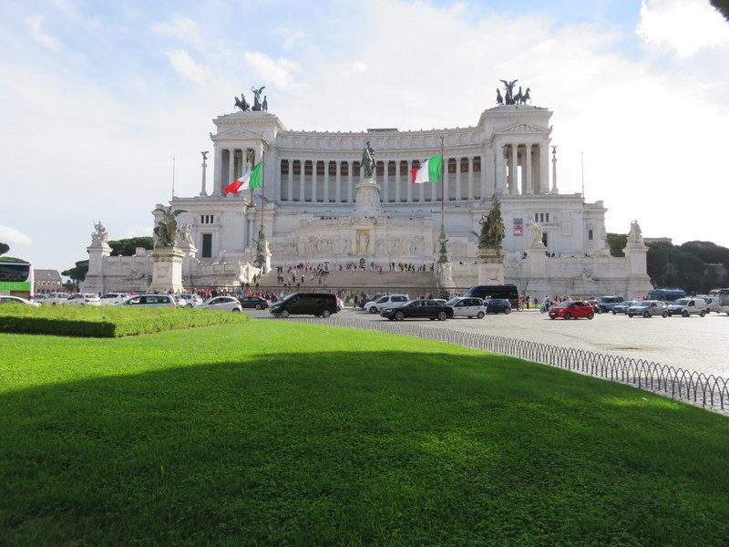 Rome - Statua Vittorio Emanuelle II 