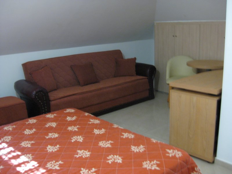 Main Room 1