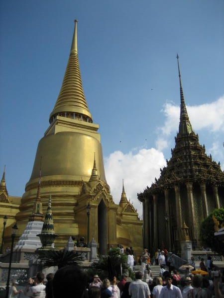 Bangkok - Emerald Buddha and the Grand Palace3