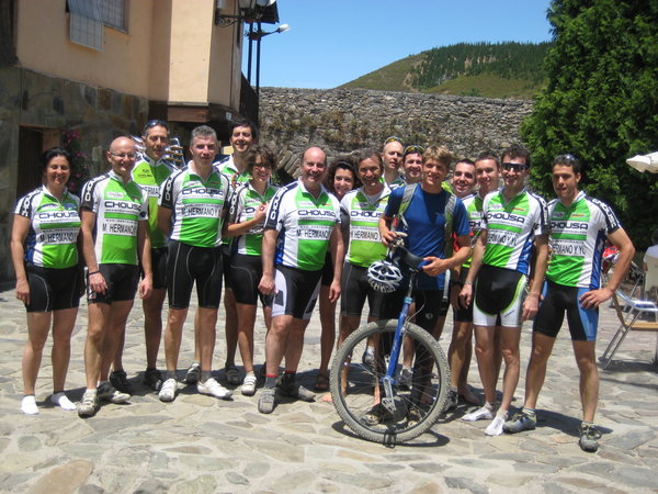 The kind Spanish bicycle team