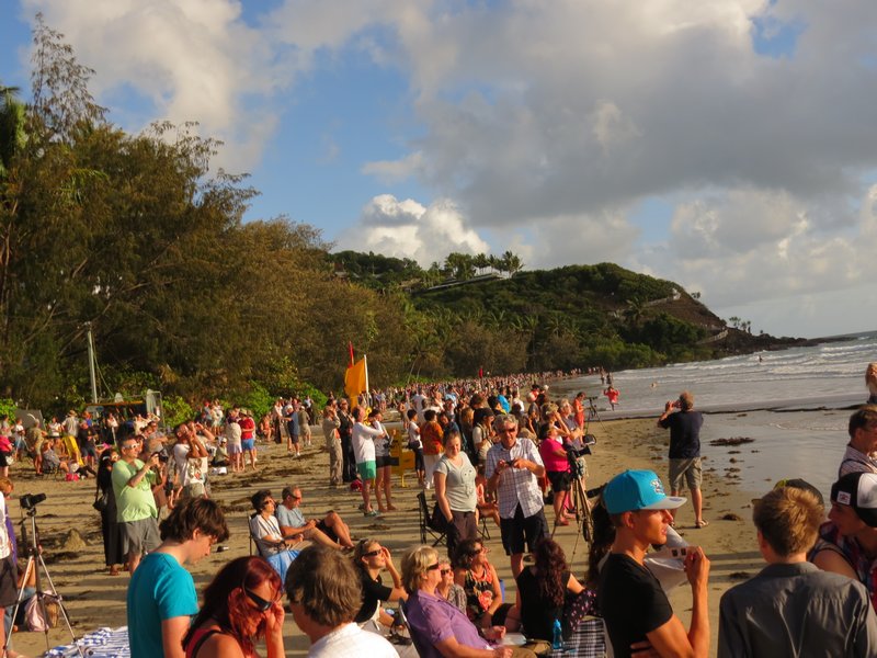 Crowd on beach north
