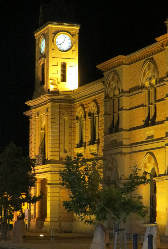 Town hall, clock struck 8.