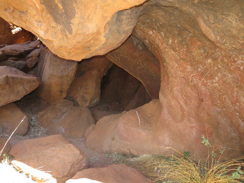 Shelter cave