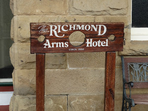 Richmond Arms Hotel