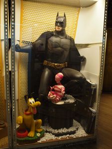 28- Batman and his pets! - Batman et ses animaux!