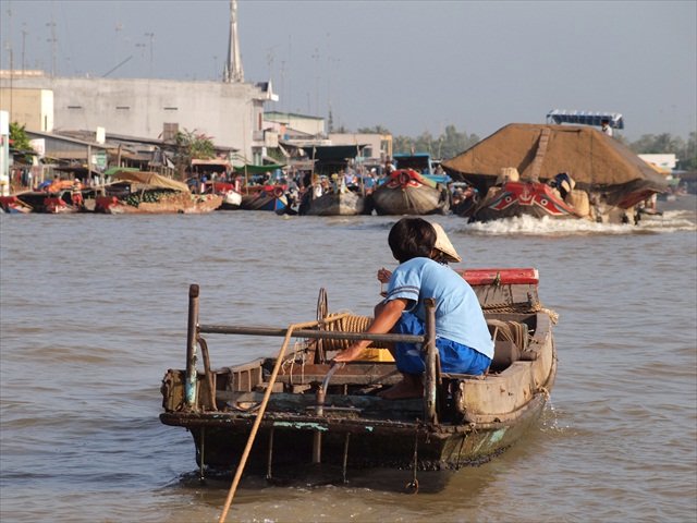 28-On the Mekong