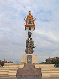 23-The liberation monument