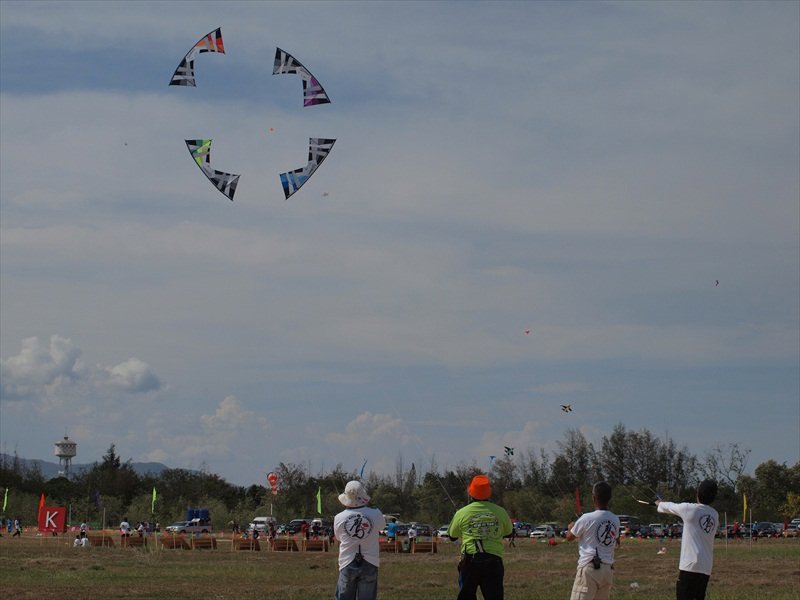 14-Kite in team