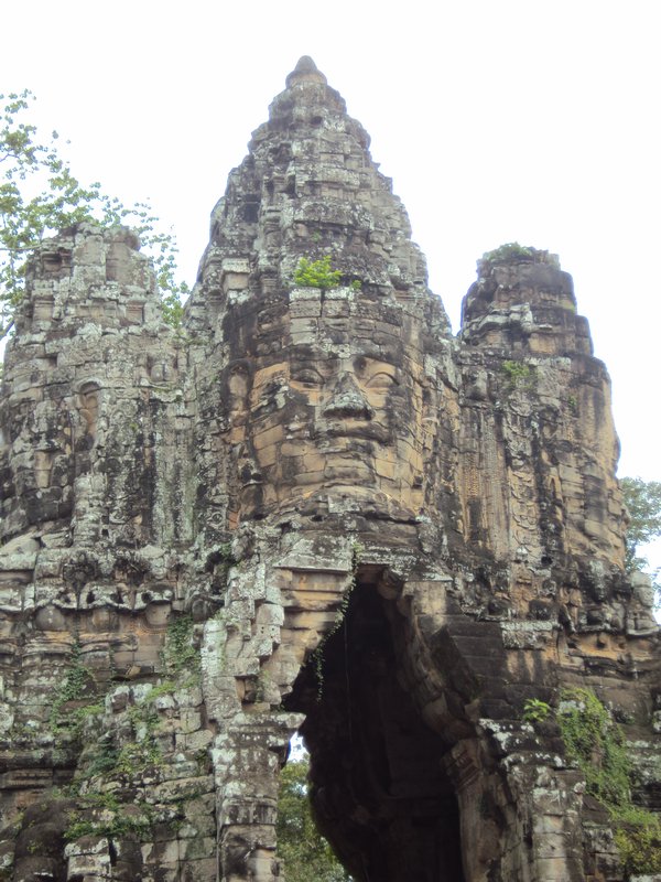 Das Tor von Angkor Thom