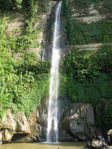 Madhab Kundo waterfall 