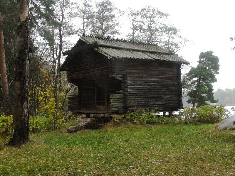 The Granary, built in the North-Ostrobothnian style.