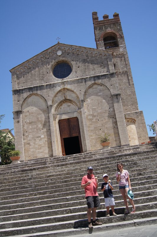 Church steps, Asciano